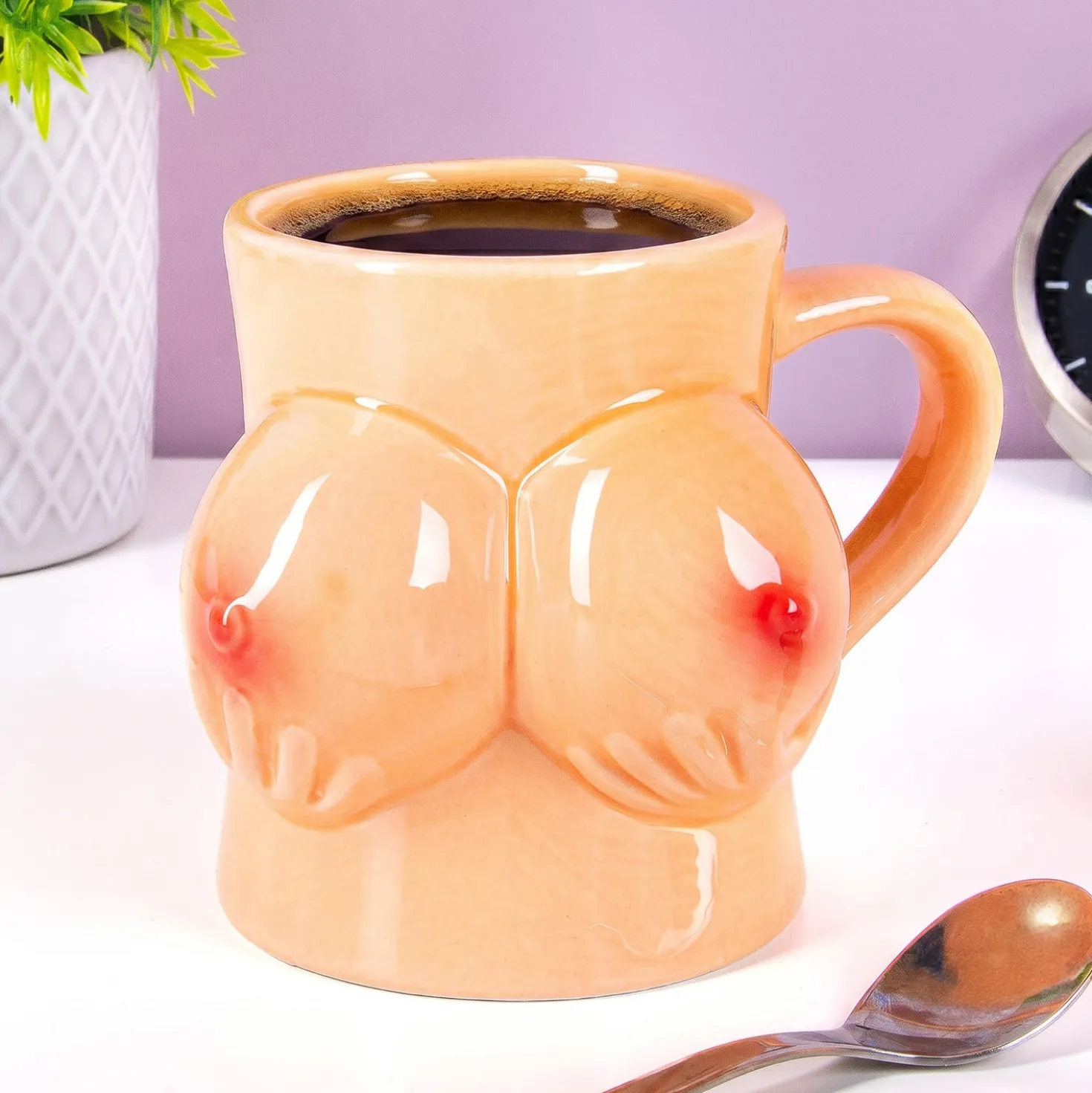 Boobs mok