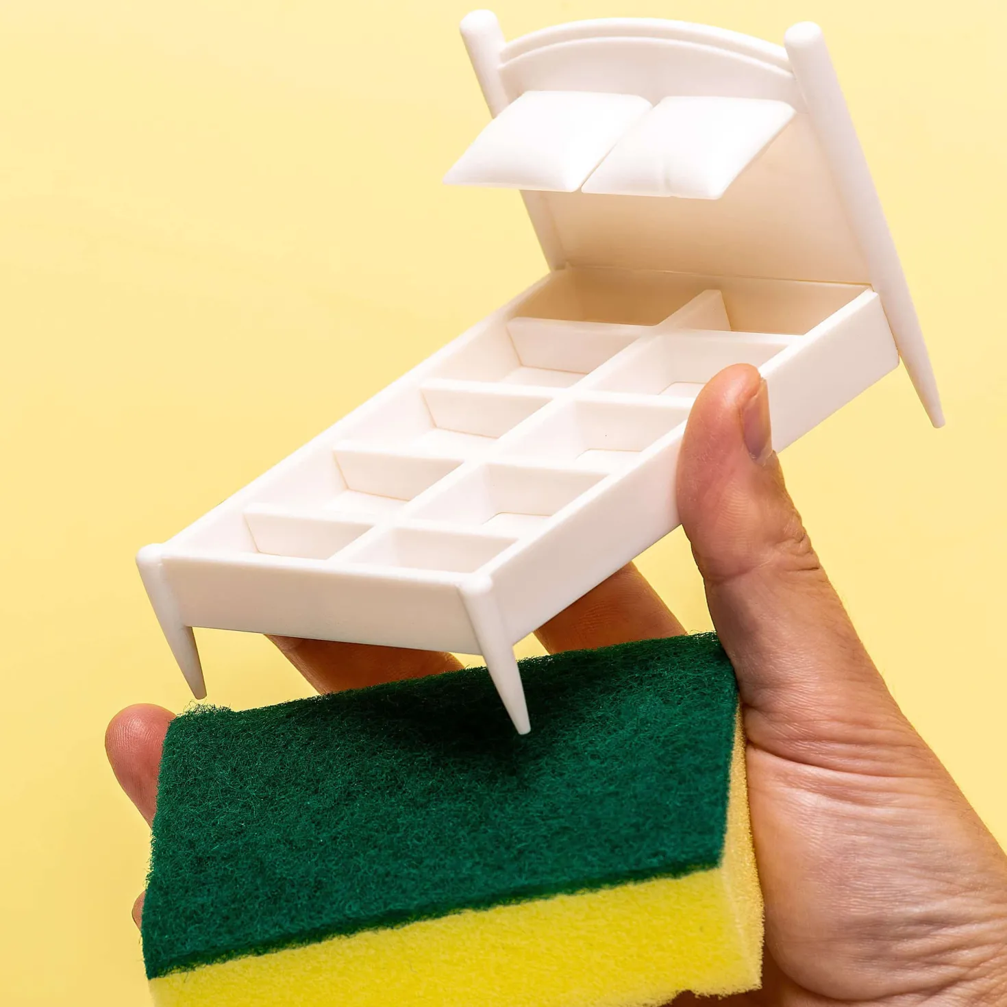 Clean Dreams sponshouder