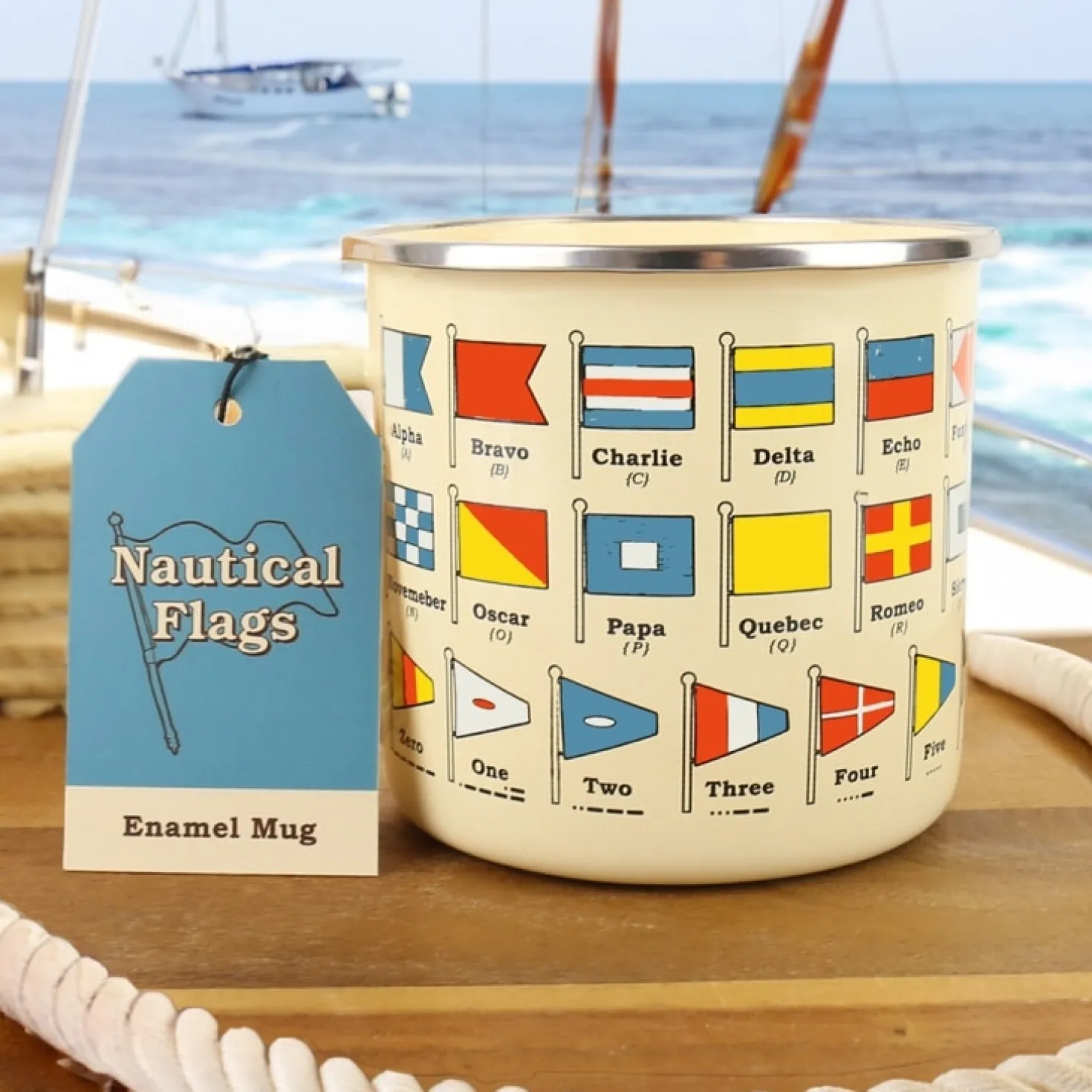 Emaille mok met nautische vlaggen