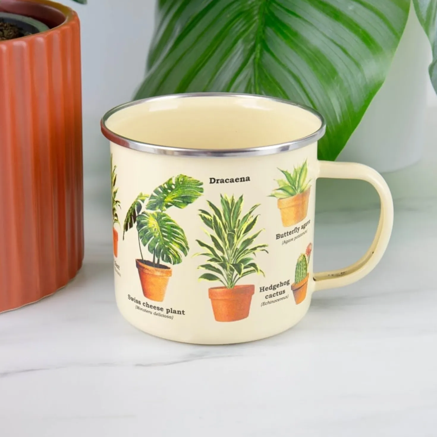 Emaille mok met planten