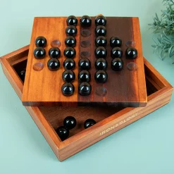 Houten solitair spel
