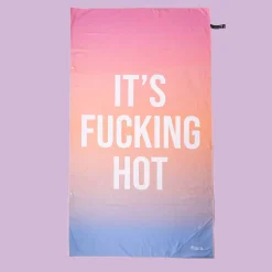 It’s Fucking Hot strandlaken