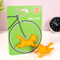 Kat voor in je fietswiel