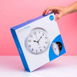 Klok met geheim vak