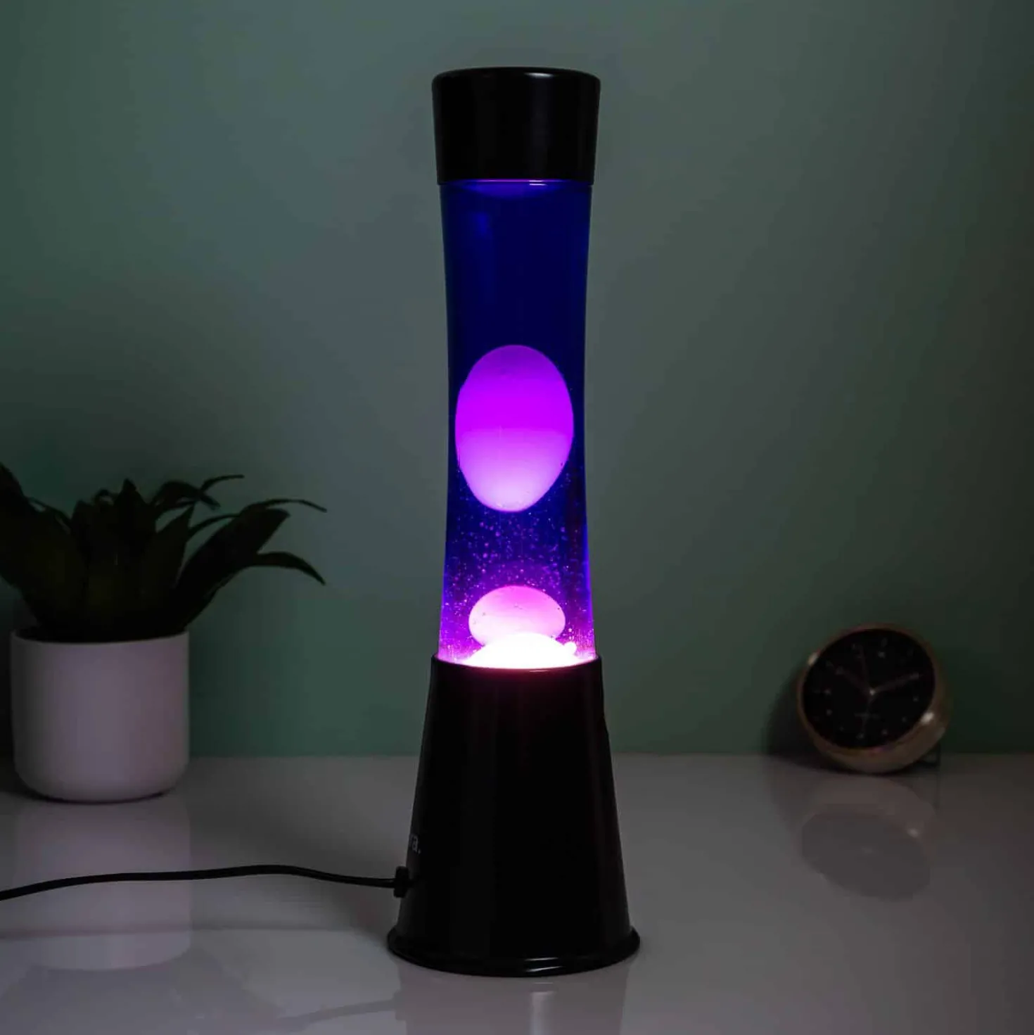 Lavalamp zwart met paarse vloeistof