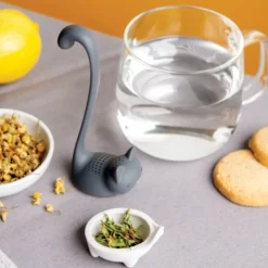 Louie kat tea infuser