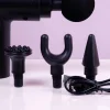 Massage gun met opzetstukken