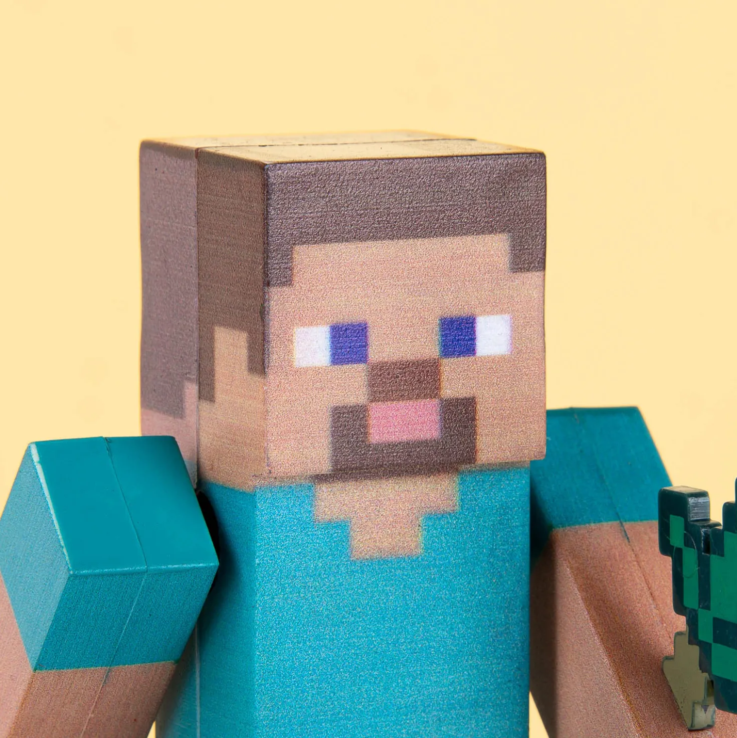 Minecraft Steve poppetje op zonne-energie