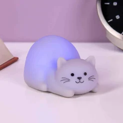 Mini kat nachtlampje
