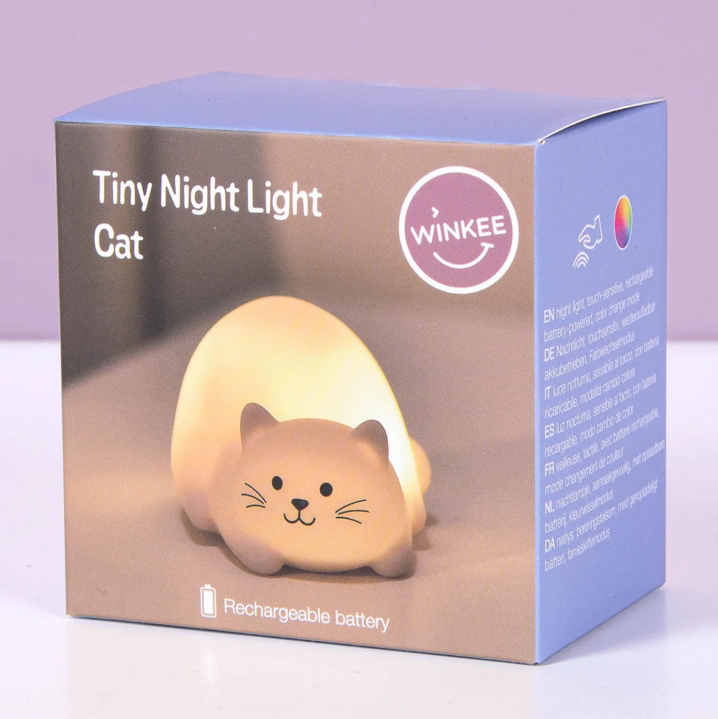 Mini kat nachtlampje