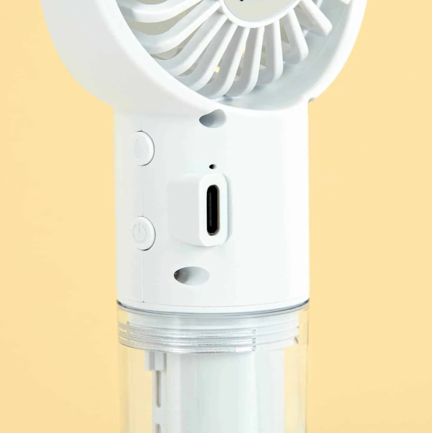 Mini mist ventilator