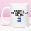 Mok Dad jokes in een DAD-A-BASE
