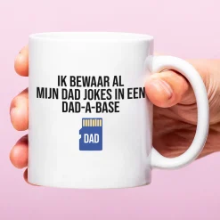 Mok Dad jokes in een DAD-A-BASE