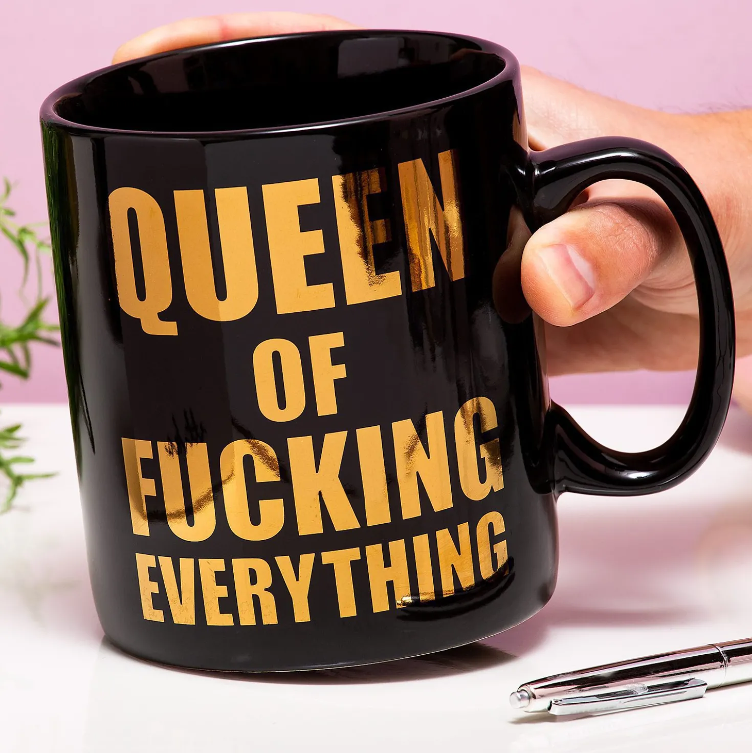 Queen of Fucking Everything mok