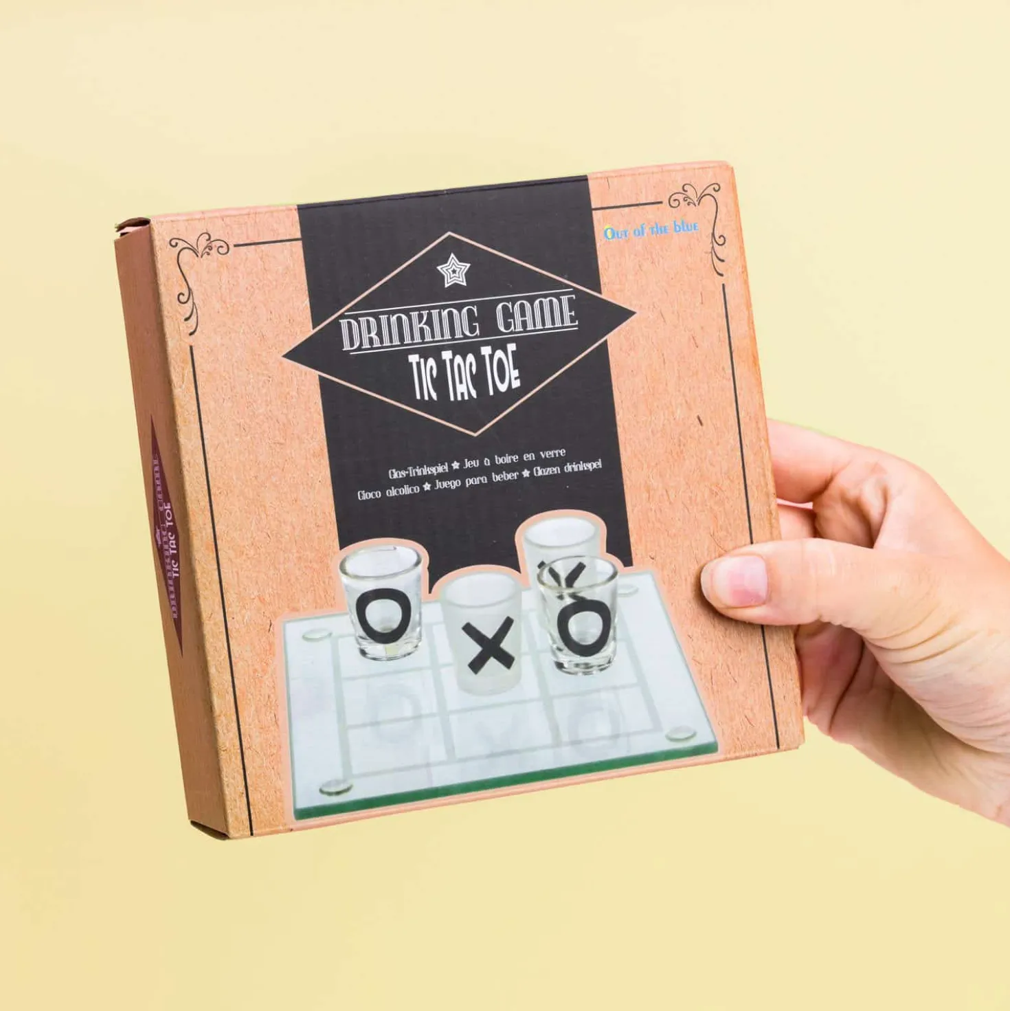 Tic Tac Toe drankspel met shotglaasjes