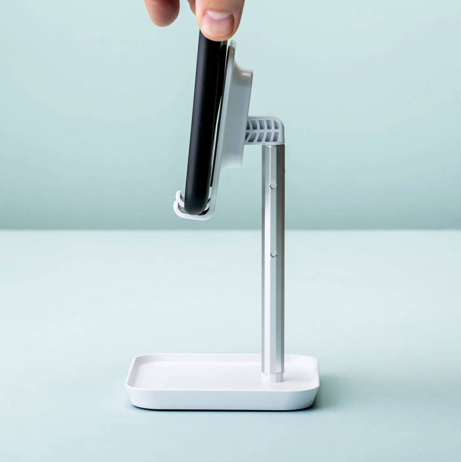 Verstelbare smartphonehouder
