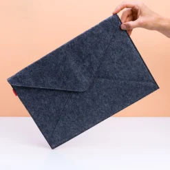 Vilten laptophoes