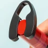 Wijnfles met wijnaccessoires