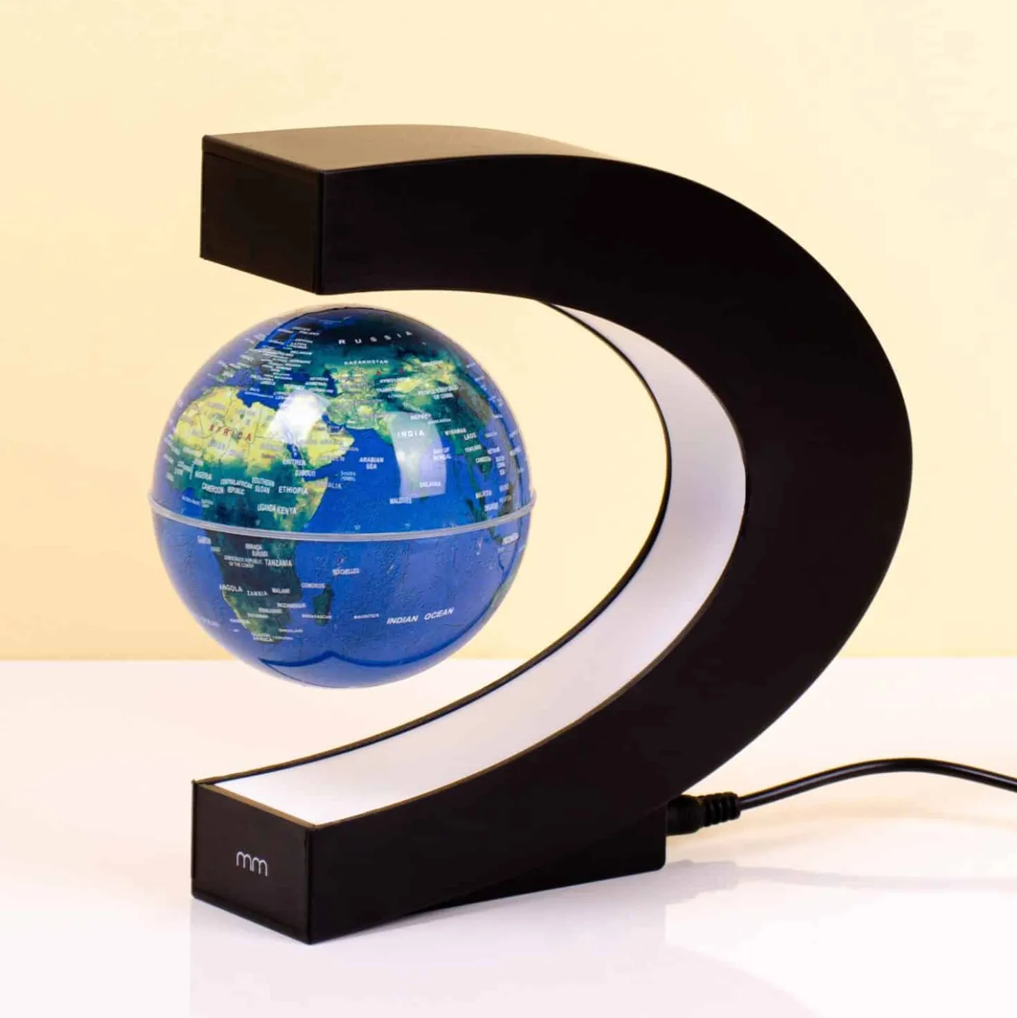 Zwevende globe